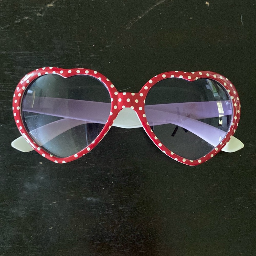 🔥SUMMER HEART SUNGLASSES🔥